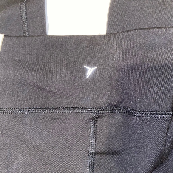 NWT Old Navy crop leggings - Picture 2 of 5